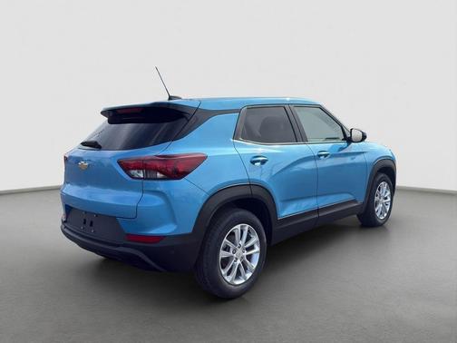 Blue 2026 Chevrolet Trailblazer LS