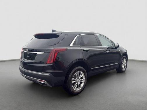 Black 2020 Cadillac XT5 Premium Luxury