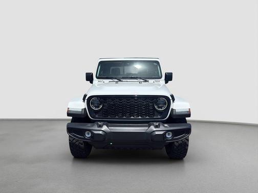 White 2024 Jeep Gladiator Sport