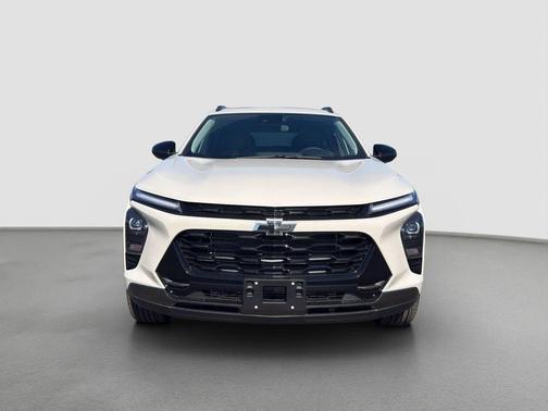 Tan 2026 Chevrolet Trax ACTIV