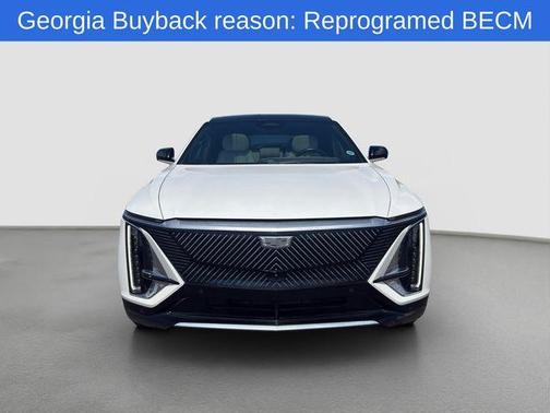 White 2024 Cadillac LYRIQ Luxury