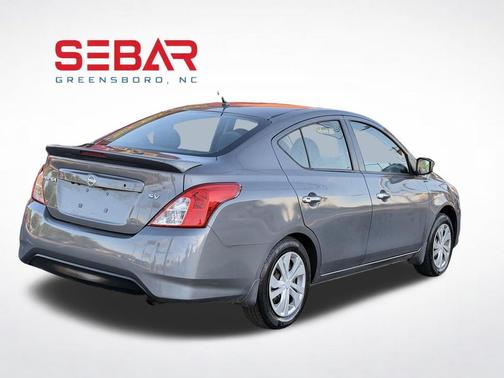Gun Metallic 2019 Nissan Versa 1.6 SV