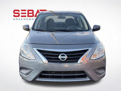 Gun Metallic 2019 Nissan Versa 1.6 SV