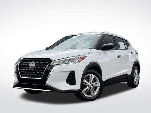 2023 Nissan Kicks S