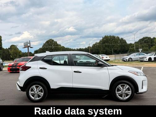 2023 Nissan Kicks S