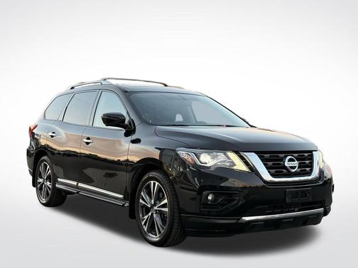 2018 Nissan Pathfinder Platinum
