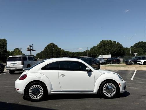 2016 Volkswagen Beetle 1.8T SE
