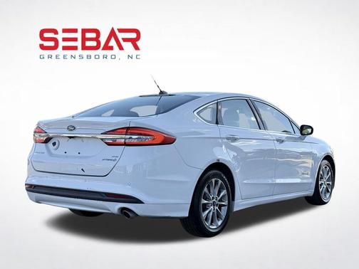 2017 Ford Fusion Hybrid SE