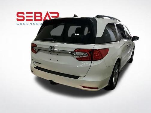 White Diamond Pearl 2019 Honda Odyssey EX-L