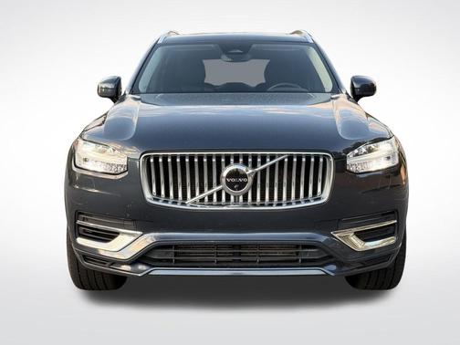 2023 Volvo XC90 Recharge Plug-In Hybrid T8 Plus 6-Seater