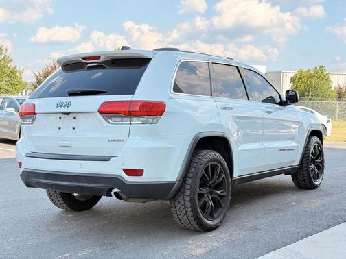 2018 Jeep Grand Cherokee Laredo E