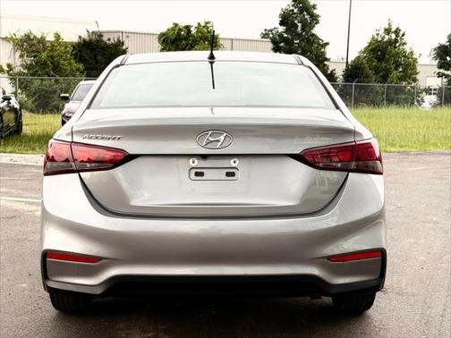 2021 Hyundai Accent SE