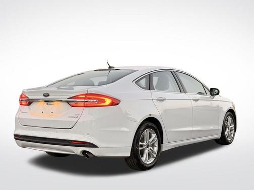2018 Ford Fusion Hybrid SE