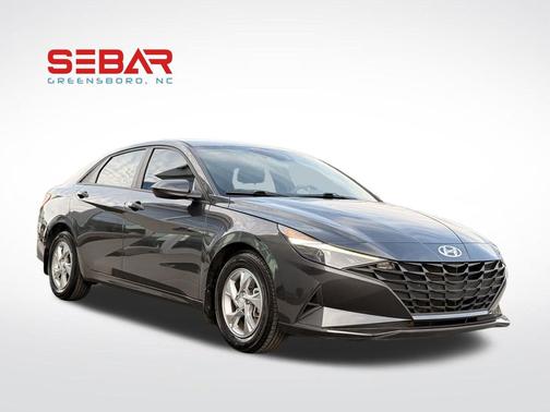 2021 Hyundai ELANTRA SE