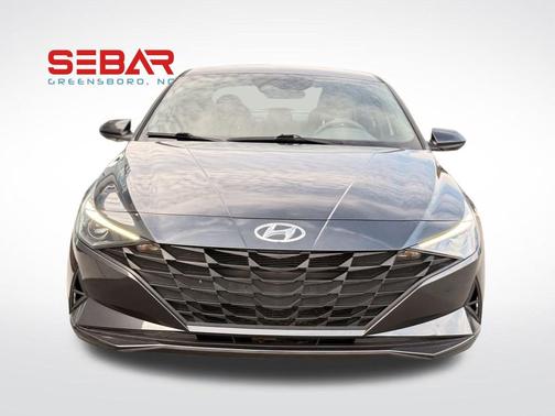 2021 Hyundai ELANTRA SE