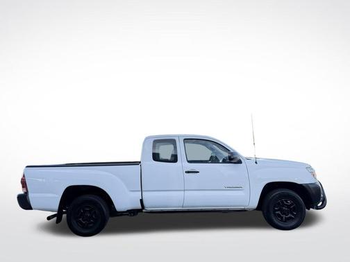 2015 Toyota Tacoma Base