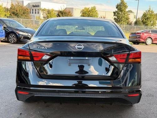 2023 Nissan Altima S FWD