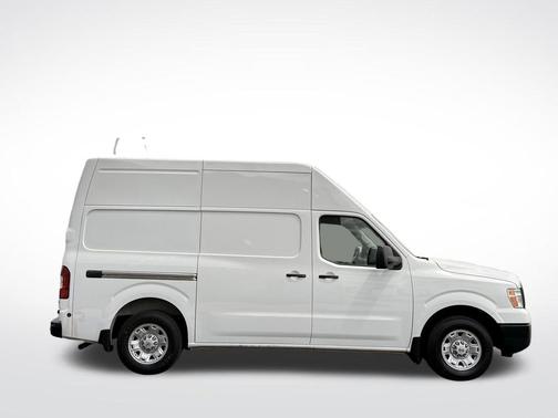 2020 Nissan NV Cargo NV2500 HD SV V6