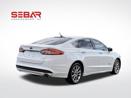2017 Ford Fusion Hybrid SE