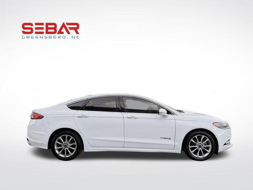 2017 Ford Fusion Hybrid SE