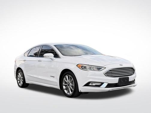 2017 Ford Fusion Hybrid SE