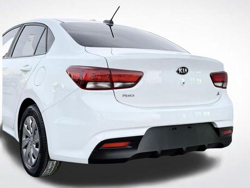 Clear White 2019 Kia Rio S