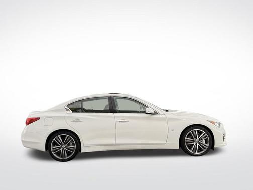 2014 INFINITI Q50 Sport