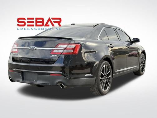 2018 Ford Taurus SEL