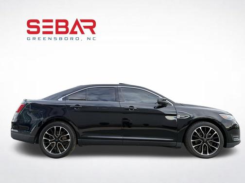 2018 Ford Taurus SEL