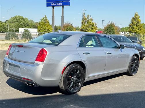 2018 Chrysler 300 Limited