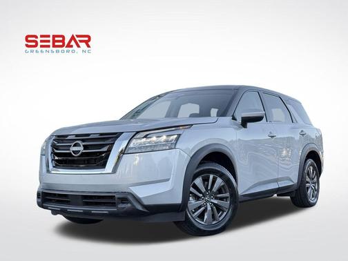 2022 Nissan Pathfinder S 4WD