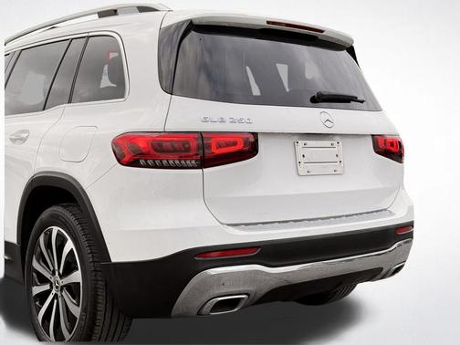 Polar White 2023 Mercedes-Benz GLB 250 Base