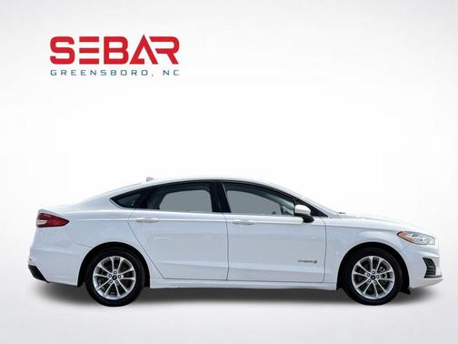 Oxford White 2019 Ford Fusion Hybrid SE