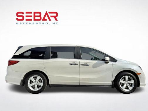 White Diamond Pearl 2019 Honda Odyssey EX-L