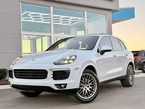 2018 Porsche Cayenne Platinum Edition