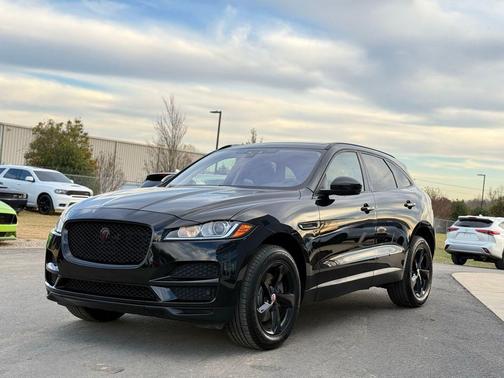 2018 Jaguar F-PACE 30t Premium