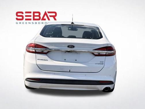 2017 Ford Fusion Hybrid SE