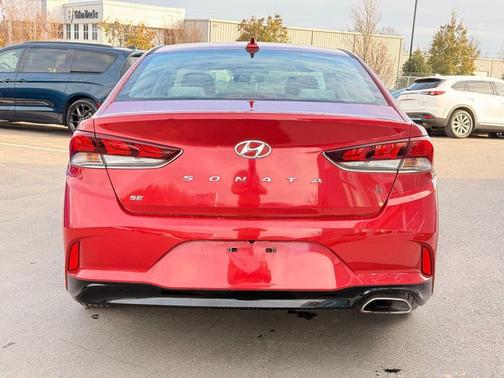 2019 Hyundai SONATA SE