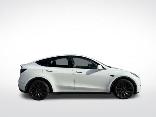 2022 Tesla Model Y Performance Dual Motor All-Wheel Drive