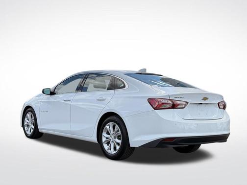 2021 Chevrolet Malibu FWD LT