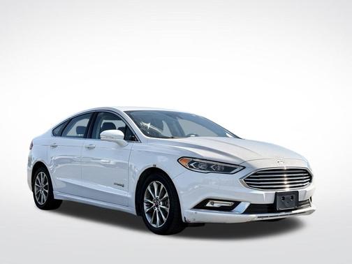 2017 Ford Fusion Hybrid SE