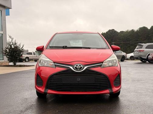 2015 Toyota Yaris L