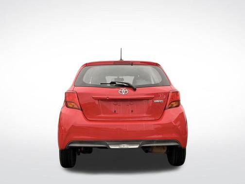 2015 Toyota Yaris L