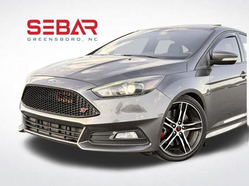 2017 Ford Focus ST 