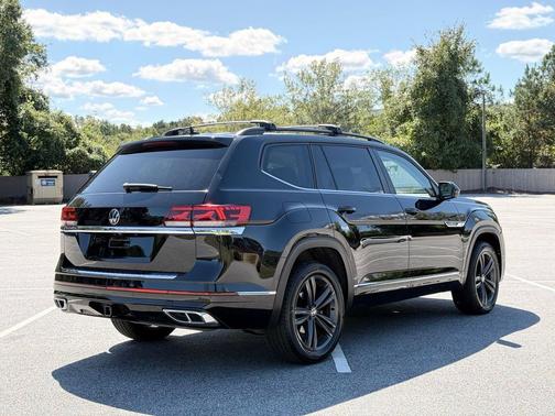 2021 Volkswagen Atlas 3.6L SE w/Technology