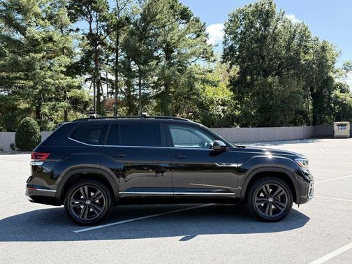 2021 Volkswagen Atlas 3.6L SE w/Technology