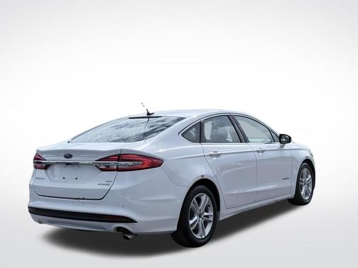 2018 Ford Fusion Hybrid SE