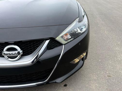 2017 Nissan Maxima 3.5 SR