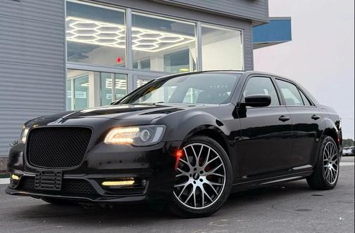 2019 Chrysler 300 S