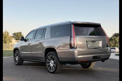 2018 Cadillac Escalade ESV Premium Luxury